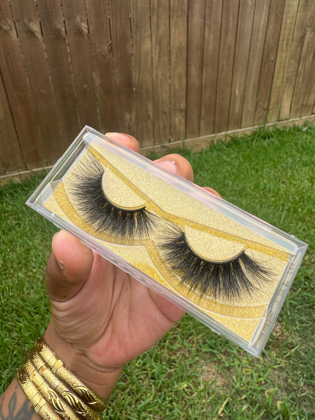 BLAST OFF — FULL VOLUME LASHES